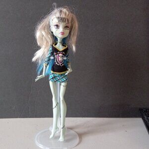 monster high Frankie Stein